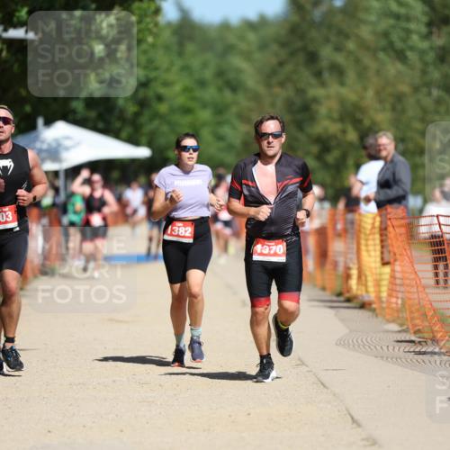 07.09.2025 - 19. Norderstedt Triathlon Michael Strokosch http://msf.ph/oto/8809200 07.09.2025 12:46:04 Laufen 703, 1370, 1382 meine-sportfotos.de