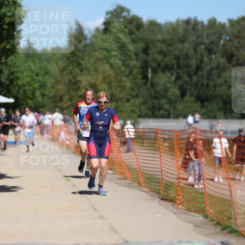 07.09.2025 - 19. Norderstedt Triathlon Michael Strokosch http://msf.ph/oto/8809206 07.09.2025 13:23:20 Laufen 343, 799, 855 meine-sportfotos.de