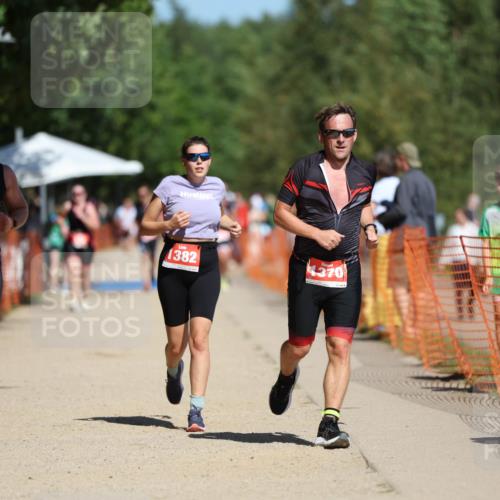 07.09.2025 - 19. Norderstedt Triathlon Michael Strokosch http://msf.ph/oto/8809214 07.09.2025 12:46:05 Laufen 703, 1370, 1382 meine-sportfotos.de