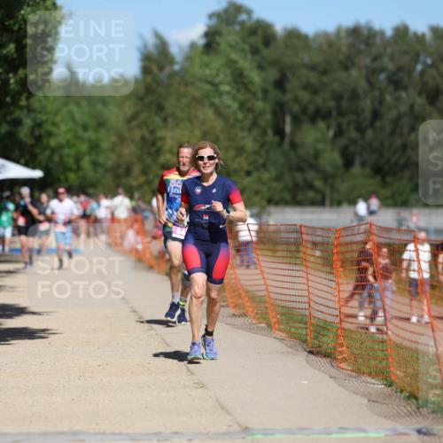 07.09.2025 - 19. Norderstedt Triathlon Michael Strokosch http://msf.ph/oto/8809220 07.09.2025 13:23:21 Laufen 274, 343, 799, 855 meine-sportfotos.de