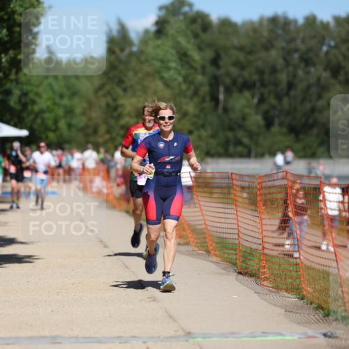 07.09.2025 - 19. Norderstedt Triathlon Michael Strokosch http://msf.ph/oto/8809229 07.09.2025 13:23:22 Laufen 274, 343, 799, 855 meine-sportfotos.de