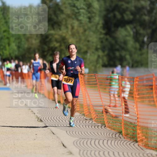 07.09.2025 - 19. Norderstedt Triathlon Michael Strokosch http://msf.ph/oto/8809249 07.09.2025 11:36:35 Laufen 1166, 1177 meine-sportfotos.de