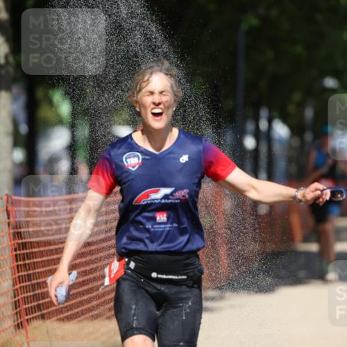 07.09.2025 - 19. Norderstedt Triathlon Michael Strokosch http://msf.ph/oto/8809271 07.09.2025 13:23:25 Laufen 274, 343, 799, 855 meine-sportfotos.de