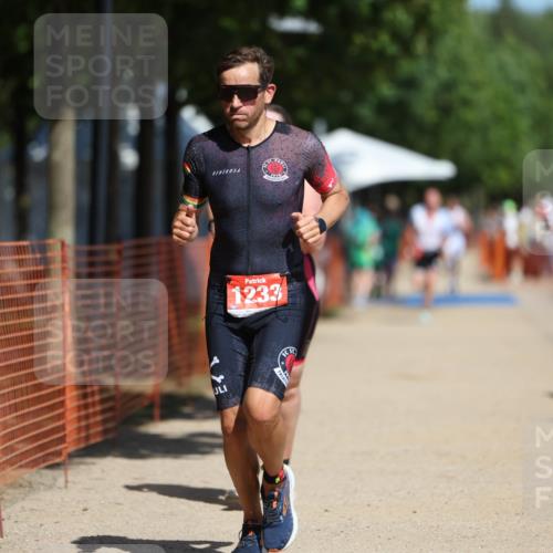 07.09.2025 - 19. Norderstedt Triathlon Michael Strokosch http://msf.ph/oto/8809331 07.09.2025 12:46:19 Laufen 278, 695, 728, 1233 meine-sportfotos.de