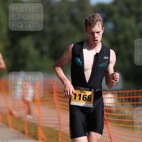07.09.2025 - 19. Norderstedt Triathlon Michael Strokosch http://msf.ph/oto/8809344 07.09.2025 11:36:41 Laufen 1165, 1166, 1177 meine-sportfotos.de