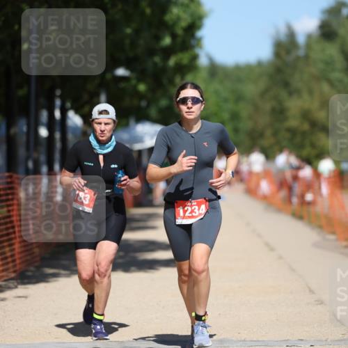 07.09.2025 - 19. Norderstedt Triathlon Michael Strokosch http://msf.ph/oto/8809355 07.09.2025 13:23:38 Laufen 174, 183, 1234 meine-sportfotos.de