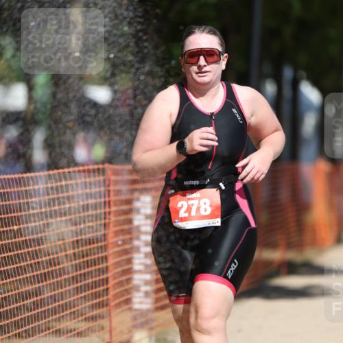 07.09.2025 - 19. Norderstedt Triathlon Michael Strokosch http://msf.ph/oto/8809369 07.09.2025 12:46:23 Laufen 278, 695, 728, 1233 meine-sportfotos.de
