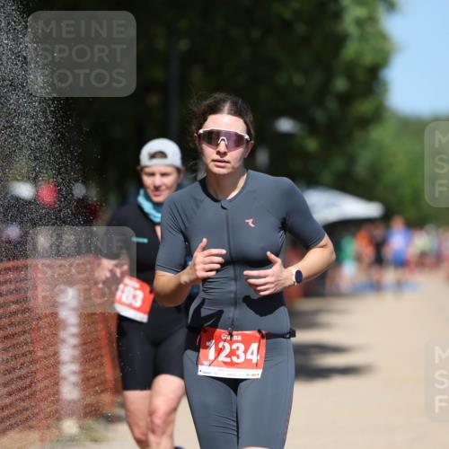 07.09.2025 - 19. Norderstedt Triathlon Michael Strokosch http://msf.ph/oto/8809376 07.09.2025 13:23:40 Laufen 183, 1234 meine-sportfotos.de