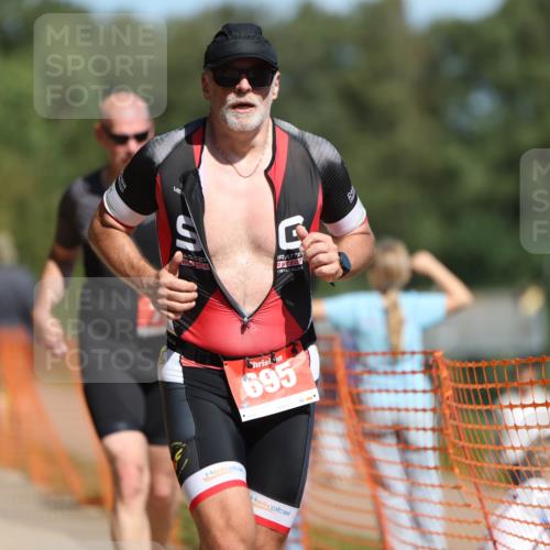 07.09.2025 - 19. Norderstedt Triathlon Michael Strokosch http://msf.ph/oto/8809388 07.09.2025 12:46:25 Laufen 278, 695, 728, 838, 1233 meine-sportfotos.de