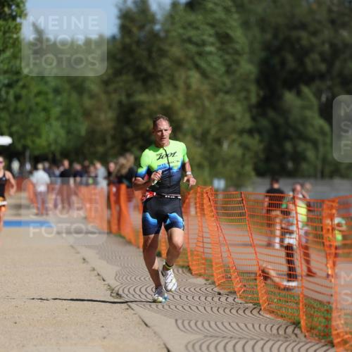 07.09.2025 - 19. Norderstedt Triathlon Michael Strokosch http://msf.ph/oto/8809396 07.09.2025 11:36:58 Laufen 771 meine-sportfotos.de