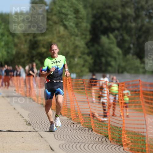 07.09.2025 - 19. Norderstedt Triathlon Michael Strokosch http://msf.ph/oto/8809408 07.09.2025 11:36:58 Laufen 771 meine-sportfotos.de