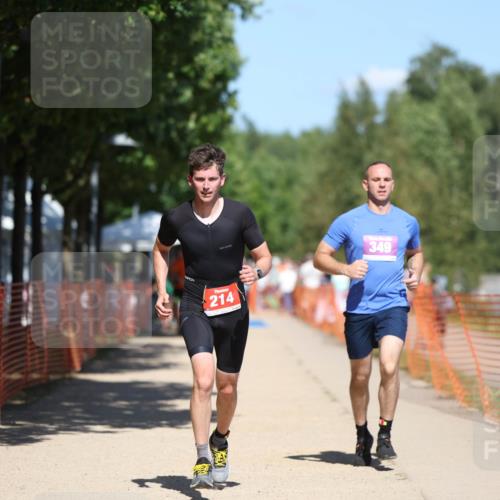07.09.2025 - 19. Norderstedt Triathlon Michael Strokosch http://msf.ph/oto/8809410 07.09.2025 13:23:52 Laufen 214, 349 meine-sportfotos.de
