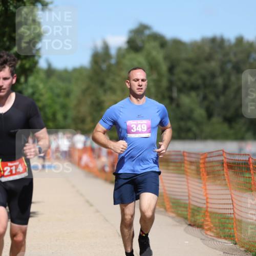 07.09.2025 - 19. Norderstedt Triathlon Michael Strokosch http://msf.ph/oto/8809431 07.09.2025 13:23:53 Laufen 214, 349 meine-sportfotos.de