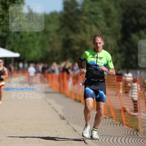 07.09.2025 - 19. Norderstedt Triathlon Michael Strokosch http://msf.ph/oto/8809433 07.09.2025 11:37:00 Laufen 771, 1191 meine-sportfotos.de