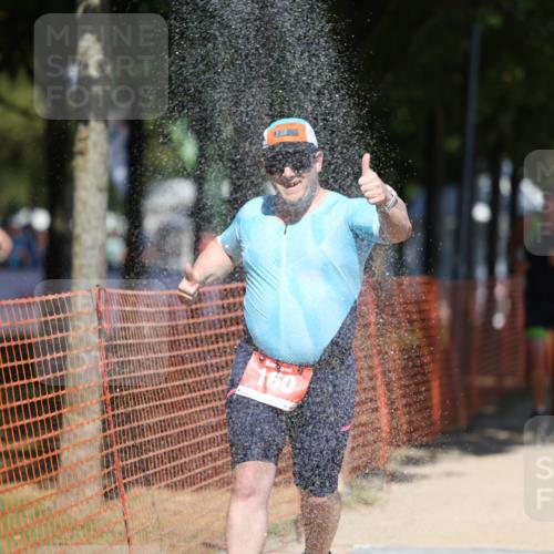 07.09.2025 - 19. Norderstedt Triathlon Michael Strokosch http://msf.ph/oto/8809441 07.09.2025 13:24:12 Laufen 160, 725, 810 meine-sportfotos.de