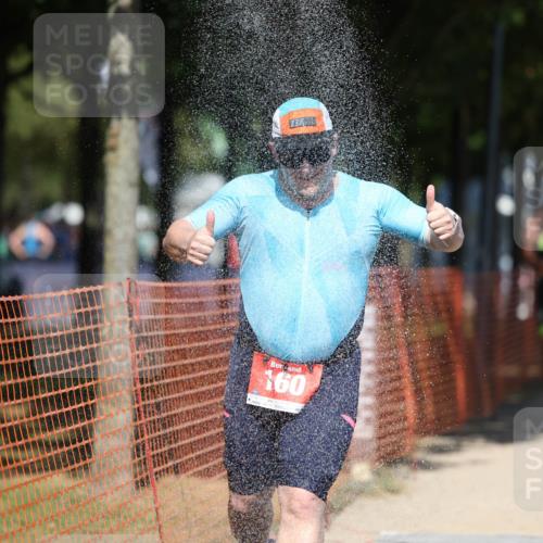 07.09.2025 - 19. Norderstedt Triathlon Michael Strokosch http://msf.ph/oto/8809450 07.09.2025 13:24:12 Laufen 160, 725, 810 meine-sportfotos.de