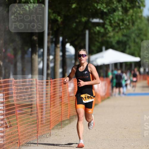 07.09.2025 - 19. Norderstedt Triathlon Michael Strokosch http://msf.ph/oto/8809468 07.09.2025 11:37:05 Laufen 771, 1191 meine-sportfotos.de