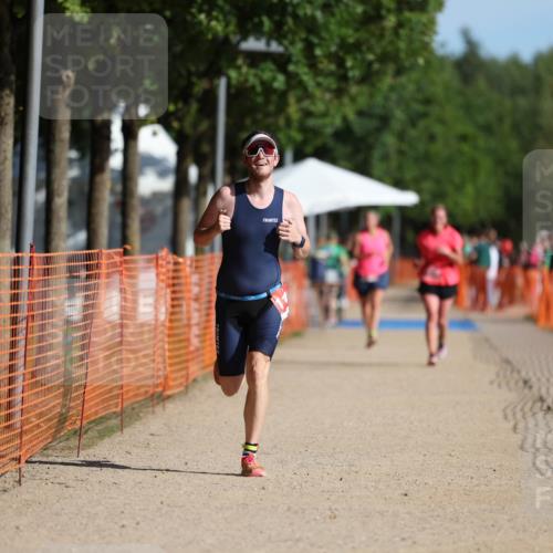 07.09.2025 - 19. Norderstedt Triathlon Michael Strokosch http://msf.ph/oto/8809481 07.09.2025 10:36:58 Laufen 1149 meine-sportfotos.de