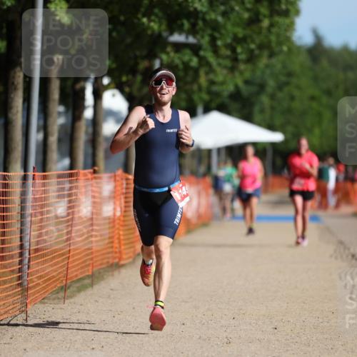 07.09.2025 - 19. Norderstedt Triathlon Michael Strokosch http://msf.ph/oto/8809489 07.09.2025 10:36:59 Laufen 1149 meine-sportfotos.de