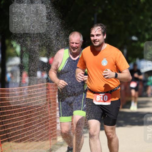 07.09.2025 - 19. Norderstedt Triathlon Michael Strokosch http://msf.ph/oto/8809505 07.09.2025 13:24:18 Laufen 725, 810, 1328 meine-sportfotos.de