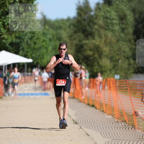 07.09.2025 - 19. Norderstedt Triathlon Michael Strokosch http://msf.ph/oto/8809535 07.09.2025 11:37:26 Laufen 774 meine-sportfotos.de