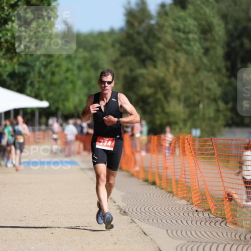 07.09.2025 - 19. Norderstedt Triathlon Michael Strokosch http://msf.ph/oto/8809538 07.09.2025 11:37:26 Laufen 774 meine-sportfotos.de