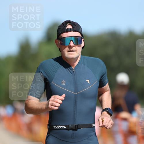 07.09.2025 - 19. Norderstedt Triathlon Michael Strokosch http://msf.ph/oto/8809566 07.09.2025 12:46:46 Laufen 251, 788 meine-sportfotos.de
