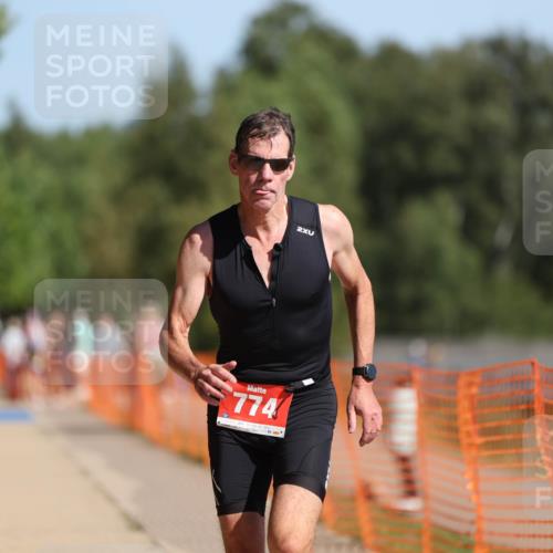 07.09.2025 - 19. Norderstedt Triathlon Michael Strokosch http://msf.ph/oto/8809579 07.09.2025 11:37:30 Laufen 774 meine-sportfotos.de