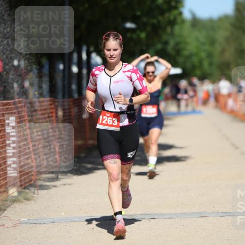 07.09.2025 - 19. Norderstedt Triathlon Michael Strokosch http://msf.ph/oto/8809653 07.09.2025 13:24:35 Laufen 275, 331, 1263, 1389 meine-sportfotos.de
