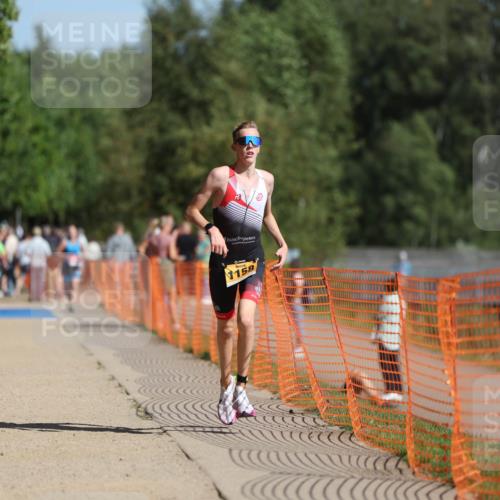 07.09.2025 - 19. Norderstedt Triathlon Michael Strokosch http://msf.ph/oto/8809696 07.09.2025 11:37:44 Laufen 1158, 1167 meine-sportfotos.de
