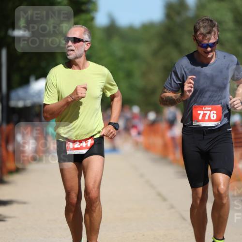07.09.2025 - 19. Norderstedt Triathlon Michael Strokosch http://msf.ph/oto/8809719 07.09.2025 12:47:04 Laufen 696, 776, 1213, 1247 meine-sportfotos.de