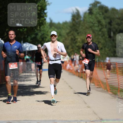07.09.2025 - 19. Norderstedt Triathlon Michael Strokosch http://msf.ph/oto/8809758 07.09.2025 13:24:53 Laufen 222, 813, 1326, 1366 meine-sportfotos.de