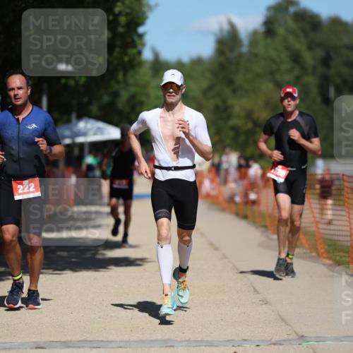 07.09.2025 - 19. Norderstedt Triathlon Michael Strokosch http://msf.ph/oto/8809772 07.09.2025 13:24:54 Laufen 222, 813, 1326, 1366 meine-sportfotos.de