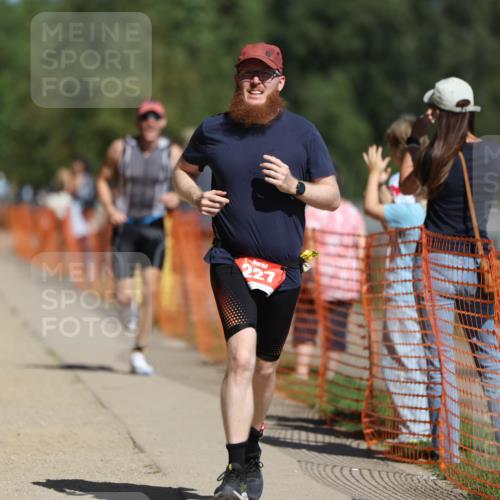 07.09.2025 - 19. Norderstedt Triathlon Michael Strokosch http://msf.ph/oto/8809791 07.09.2025 12:47:21 Laufen 151, 227, 713 meine-sportfotos.de