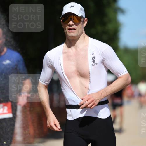 07.09.2025 - 19. Norderstedt Triathlon Michael Strokosch http://msf.ph/oto/8809803 07.09.2025 13:24:56 Laufen 222, 813, 1326, 1366 meine-sportfotos.de