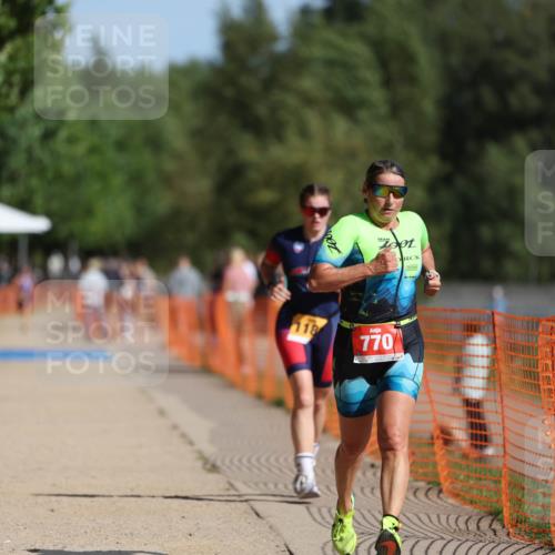 07.09.2025 - 19. Norderstedt Triathlon Michael Strokosch http://msf.ph/oto/8809817 07.09.2025 11:38:04 Laufen 770, 834, 1181 meine-sportfotos.de