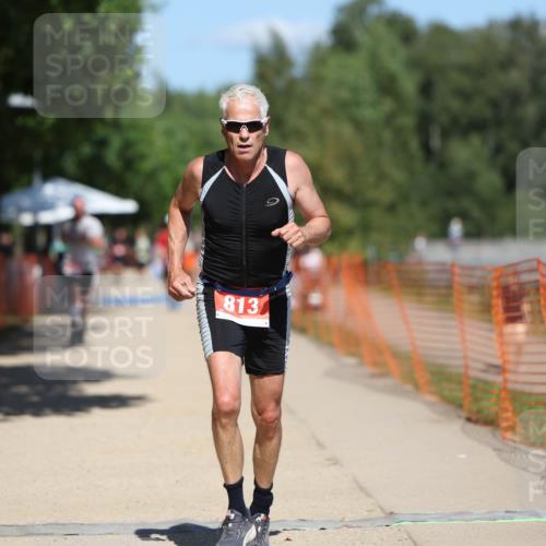 07.09.2025 - 19. Norderstedt Triathlon Michael Strokosch http://msf.ph/oto/8809832 07.09.2025 13:25:00 Laufen 813, 1326 meine-sportfotos.de