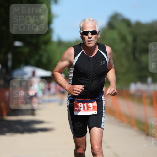 07.09.2025 - 19. Norderstedt Triathlon Michael Strokosch http://msf.ph/oto/8809850 07.09.2025 13:25:01 Laufen 813, 1230 meine-sportfotos.de