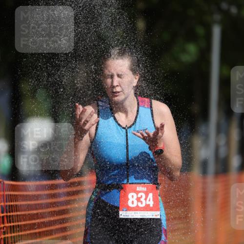 07.09.2025 - 19. Norderstedt Triathlon Michael Strokosch http://msf.ph/oto/8809856 07.09.2025 11:38:07 Laufen 770, 834, 1181 meine-sportfotos.de