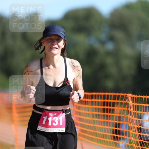 07.09.2025 - 19. Norderstedt Triathlon Michael Strokosch http://msf.ph/oto/8809860 07.09.2025 10:38:46 Laufen 646, 1131, 1139 meine-sportfotos.de