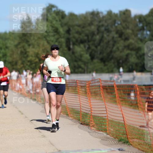 07.09.2025 - 19. Norderstedt Triathlon Michael Strokosch http://msf.ph/oto/8809892 07.09.2025 13:25:08 Laufen 342, 360, 755, 1230 meine-sportfotos.de