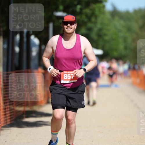 07.09.2025 - 19. Norderstedt Triathlon Michael Strokosch http://msf.ph/oto/8809914 07.09.2025 12:47:41 Laufen 857 meine-sportfotos.de