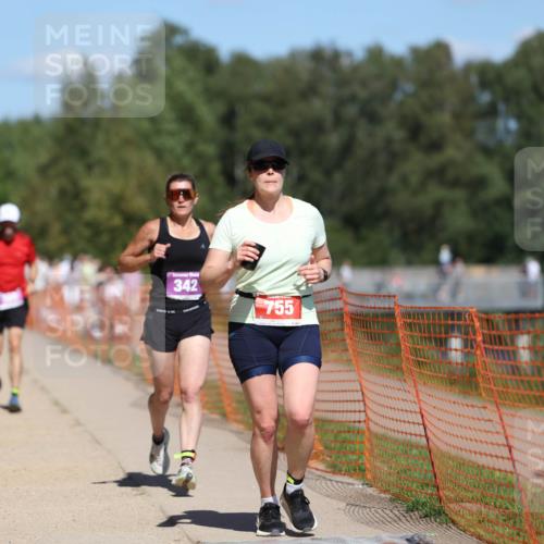 07.09.2025 - 19. Norderstedt Triathlon Michael Strokosch http://msf.ph/oto/8809915 07.09.2025 13:25:10 Laufen 342, 360, 755, 1230 meine-sportfotos.de