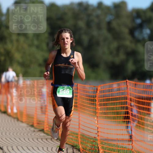 07.09.2025 - 19. Norderstedt Triathlon Michael Strokosch http://msf.ph/oto/8809916 07.09.2025 10:38:52 Laufen 646, 1139 meine-sportfotos.de