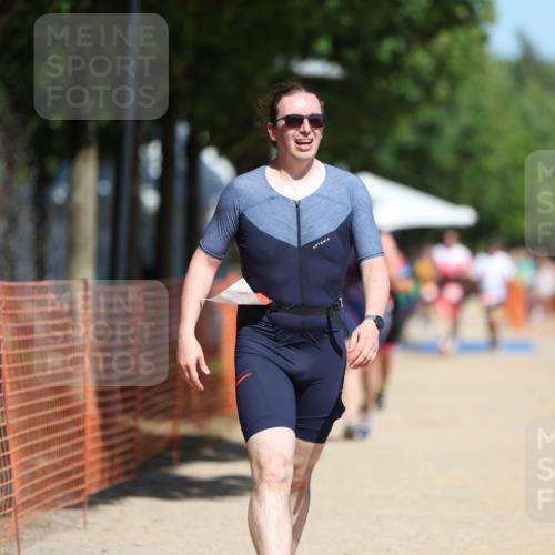 07.09.2025 - 19. Norderstedt Triathlon Michael Strokosch http://msf.ph/oto/8809975 07.09.2025 12:47:53 Laufen 210, 216 meine-sportfotos.de