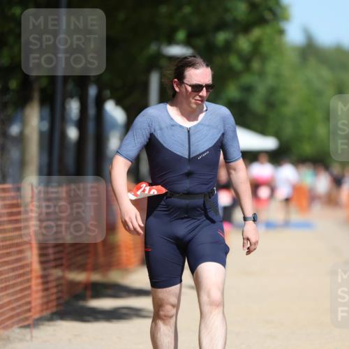 07.09.2025 - 19. Norderstedt Triathlon Michael Strokosch http://msf.ph/oto/8809983 07.09.2025 12:47:54 Laufen 210, 216, 1251 meine-sportfotos.de