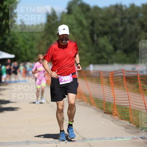 07.09.2025 - 19. Norderstedt Triathlon Michael Strokosch http://msf.ph/oto/8809986 07.09.2025 13:25:15 Laufen 235, 342, 360, 755 meine-sportfotos.de
