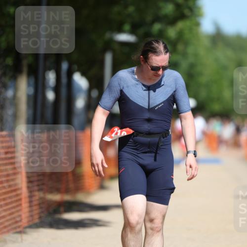 07.09.2025 - 19. Norderstedt Triathlon Michael Strokosch http://msf.ph/oto/8809990 07.09.2025 12:47:54 Laufen 210, 216, 1251 meine-sportfotos.de