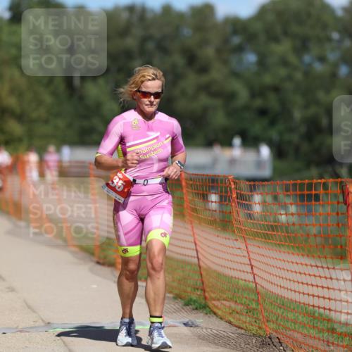 07.09.2025 - 19. Norderstedt Triathlon Michael Strokosch http://msf.ph/oto/8810011 07.09.2025 13:25:20 Laufen 235, 360 meine-sportfotos.de