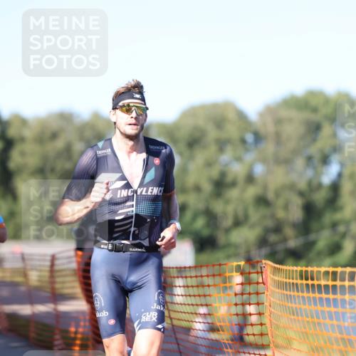 07.09.2025 - 19. Norderstedt Triathlon Michael Strokosch http://msf.ph/oto/8810084 07.09.2025 16:14:38 Laufen 425, 447, 527, 528, 538, 938, 1073, 1433 meine-sportfotos.de